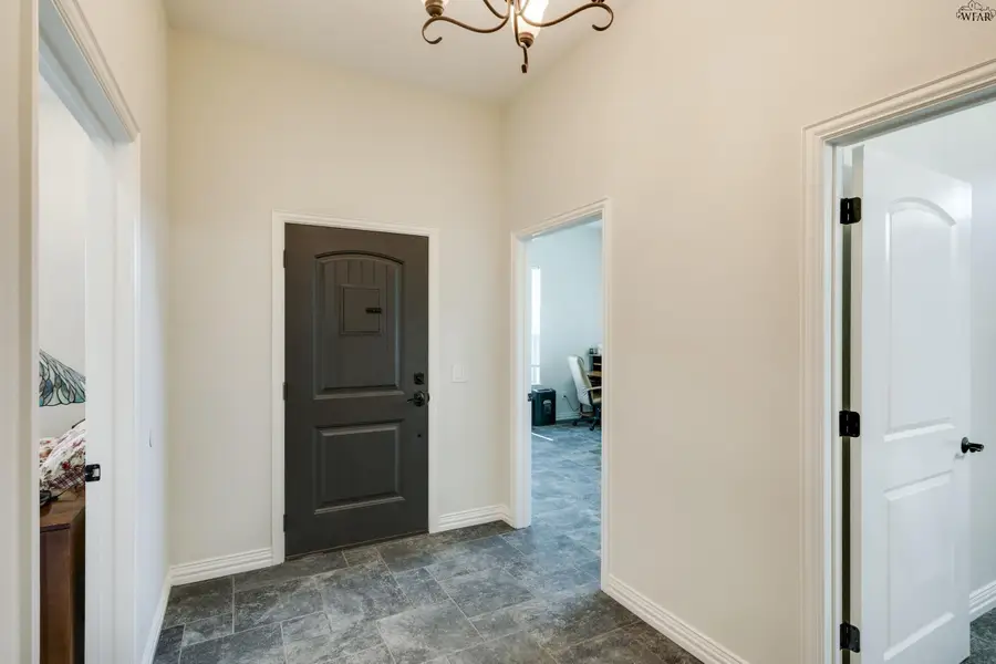 8 GILBERT ROAD, Burkburnett, TX 76354 - #3