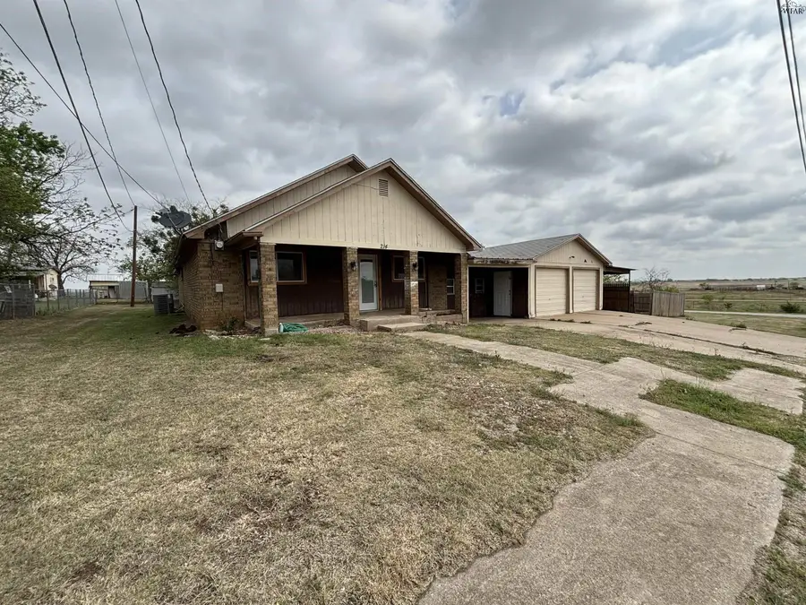 214 E FOURTH STREET, Henrietta, TX 76365 - #2