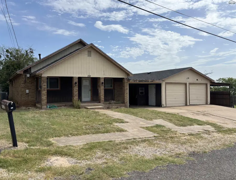 214 E FOURTH STREET, Henrietta, TX 76365 - #2