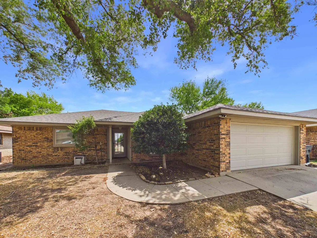 4878 MATTERHORN DRIVE, Wichita Falls, TX 76310 - #1