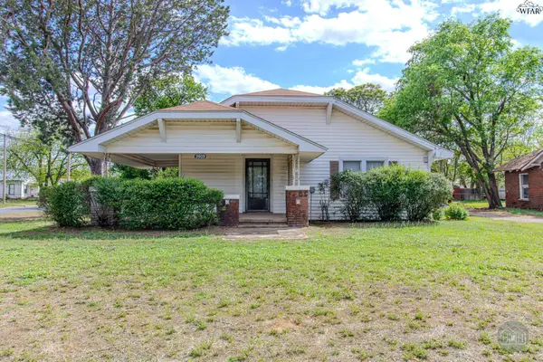 2503 BISMARCK STREET, Vernon, TX 76384