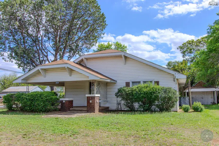 2503 BISMARCK STREET, Vernon, TX 76384 - #2