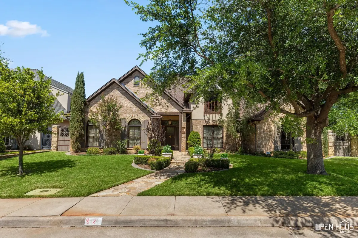 2 WOODLAND CREEK CIRCLE, Wichita Falls, TX 76302 - #1