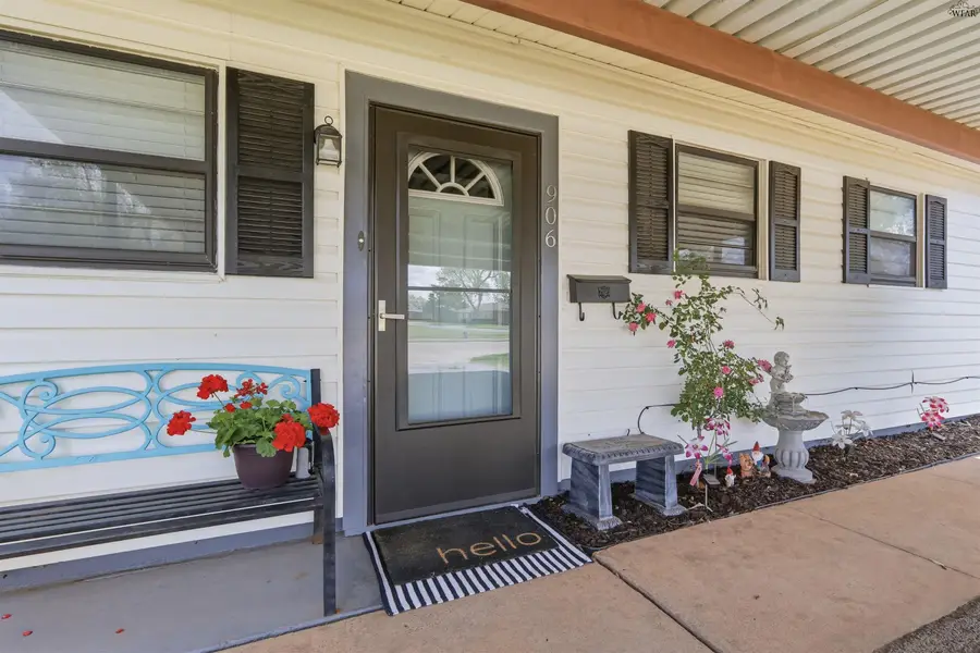 906 CROPPER ROAD, Burkburnett, TX 76354 - #2