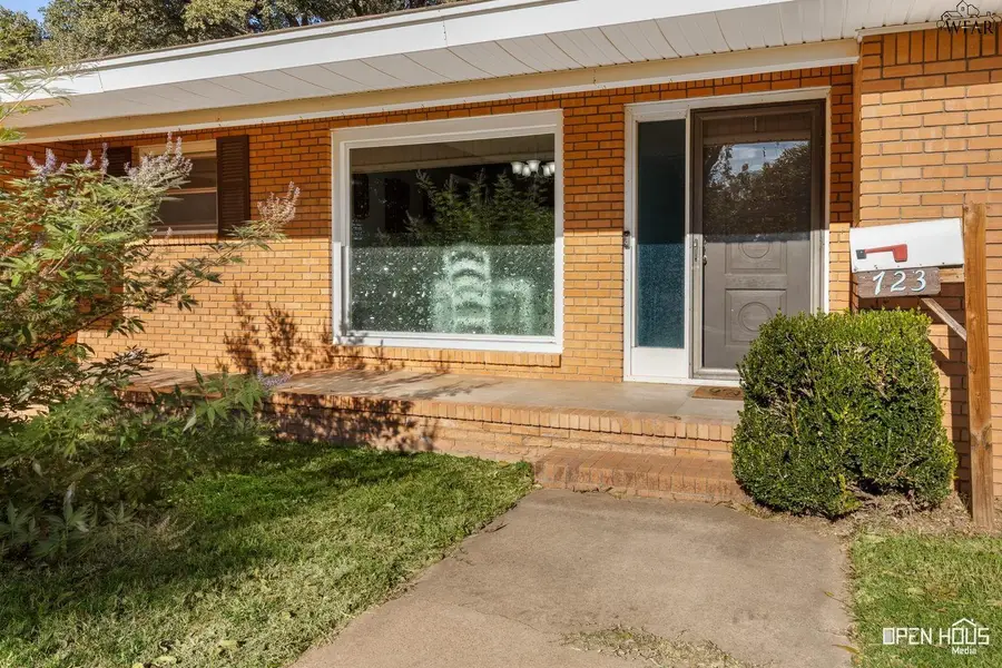 723 MAPLE STREET, Burkburnett, TX 76354 - #3