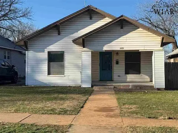 509 E 4TH STREET, Burkburnett, TX 76354