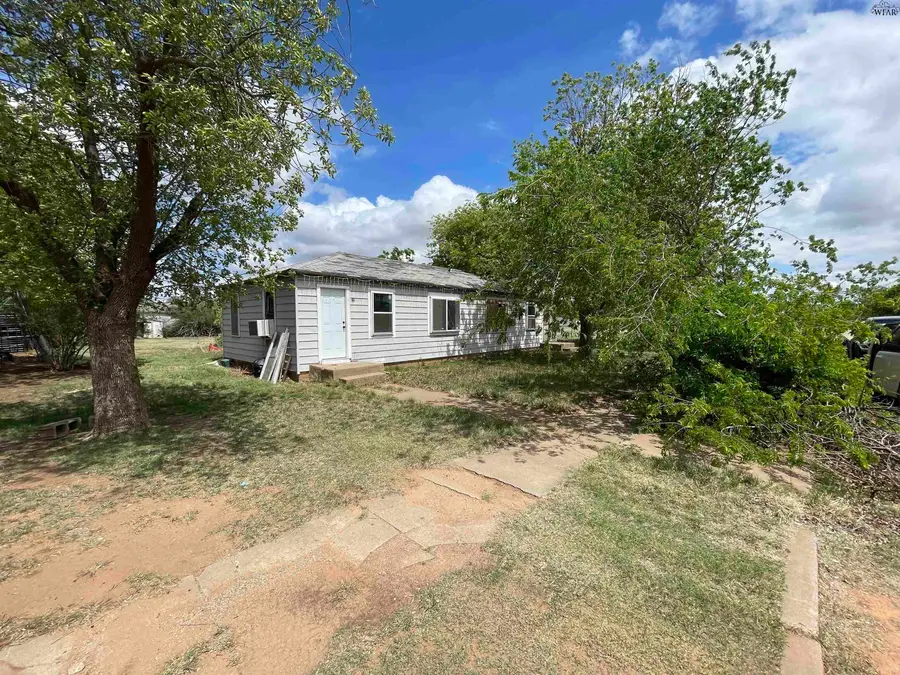 416 MARIETTA STREET, Crowell, TX 79227 - #2