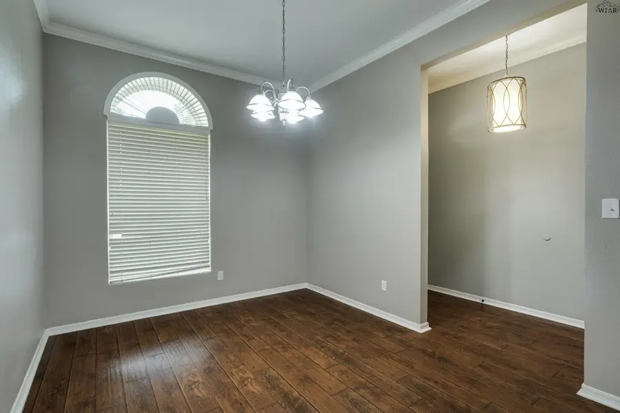 6 MERLE CIRCLE, Wichita Falls, TX 76310 - #2