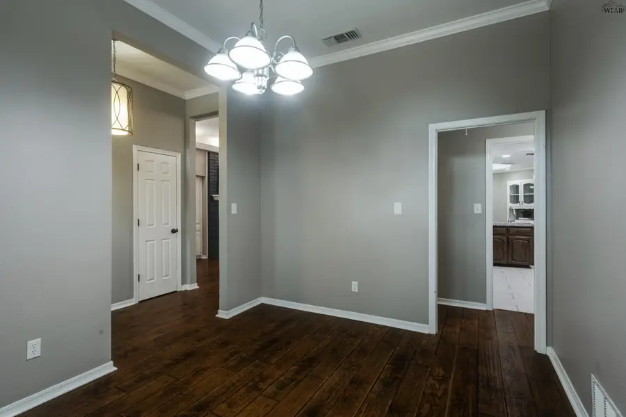 6 MERLE CIRCLE, Wichita Falls, TX 76310 - #3
