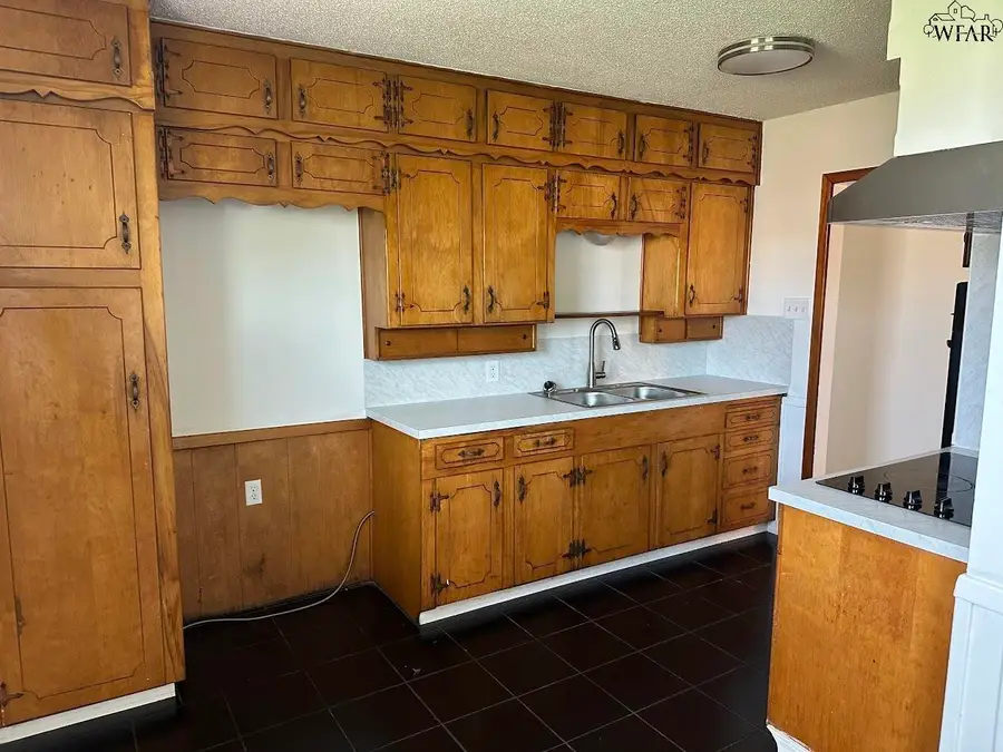 4007 HOOPER DRIVE, Wichita Falls, TX 76306 - #2
