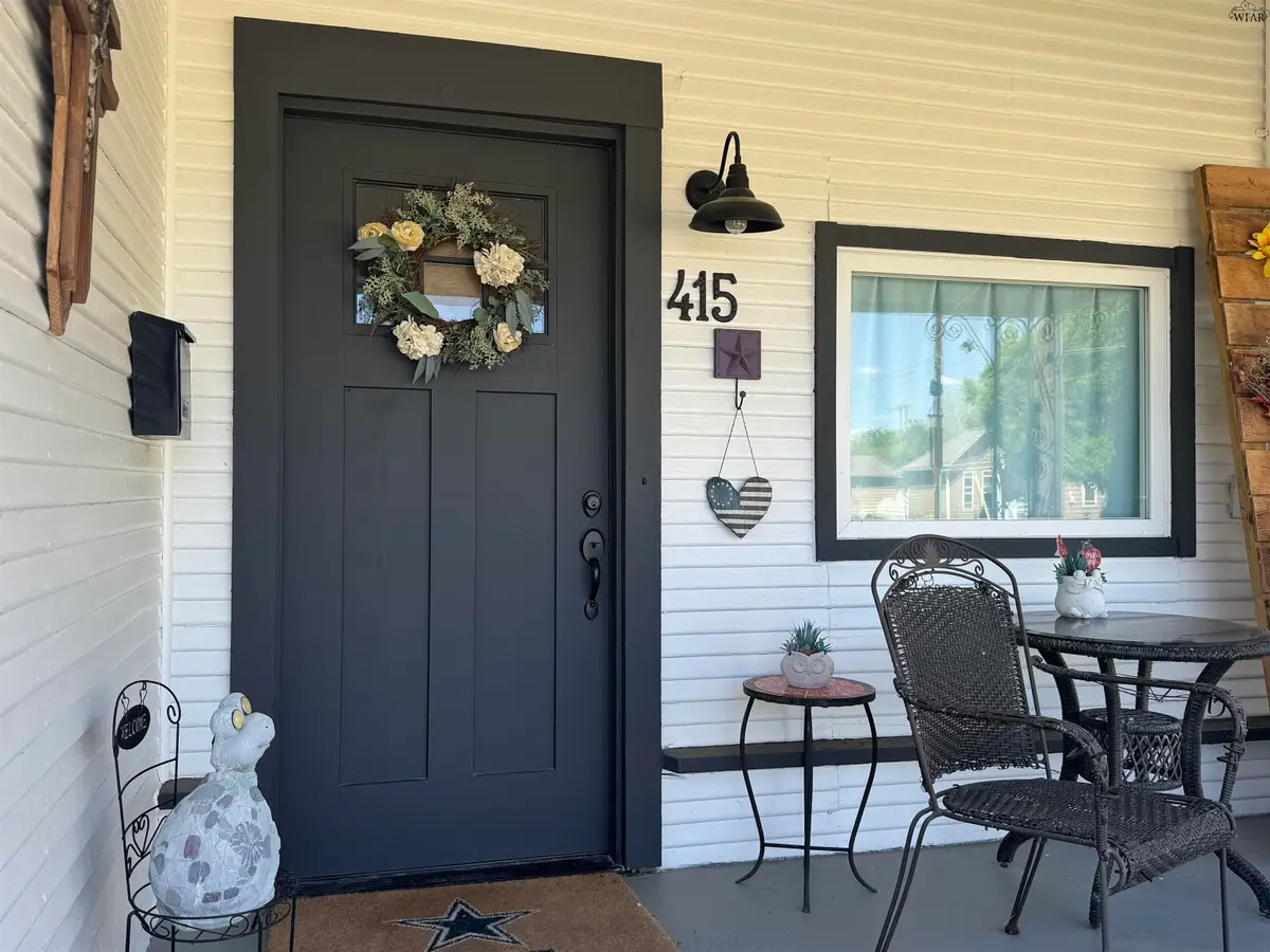 415 N MAIN STREET, Henrietta, TX 76365 - #1