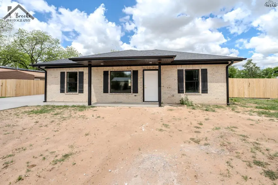 709 MICHAEL STREET, Burkburnett, TX 76354 - #3