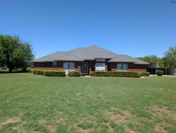 1401 E SYCAMORE DRIVE, Burkburnett, TX 76354