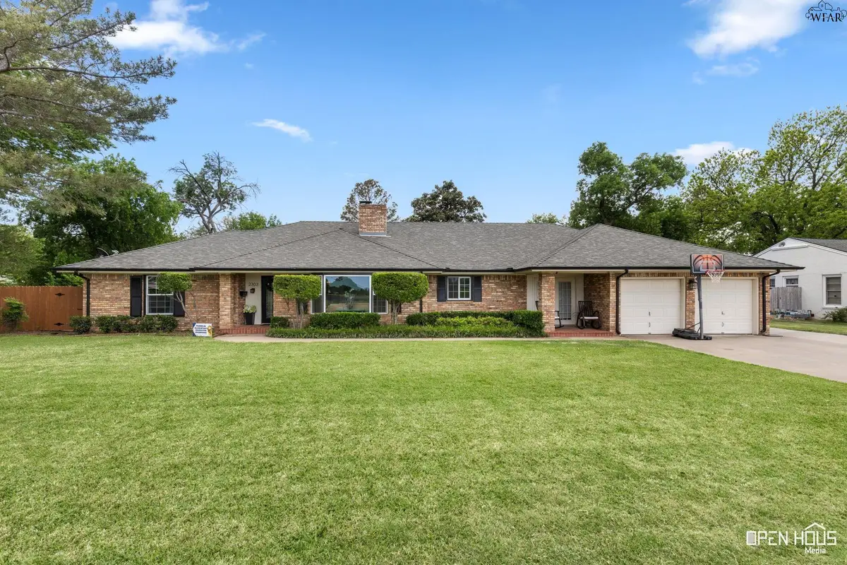 2303 SPEEDWAY AVENUE, Wichita Falls, TX 76308 - #1