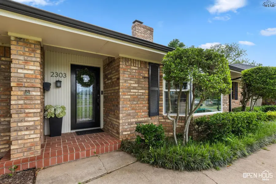 2303 SPEEDWAY AVENUE, Wichita Falls, TX 76308 - #2