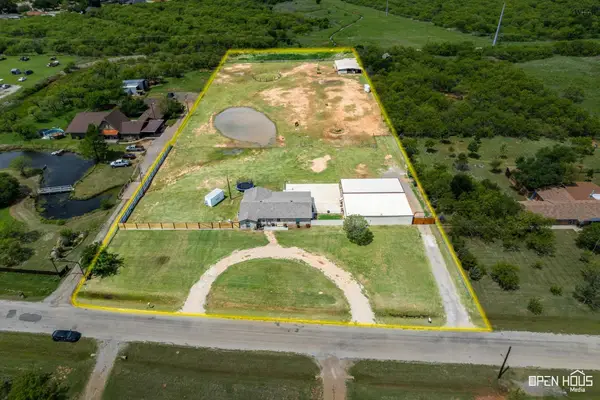 5138 DEER CREEK ROAD, Wichita Falls, TX 76302