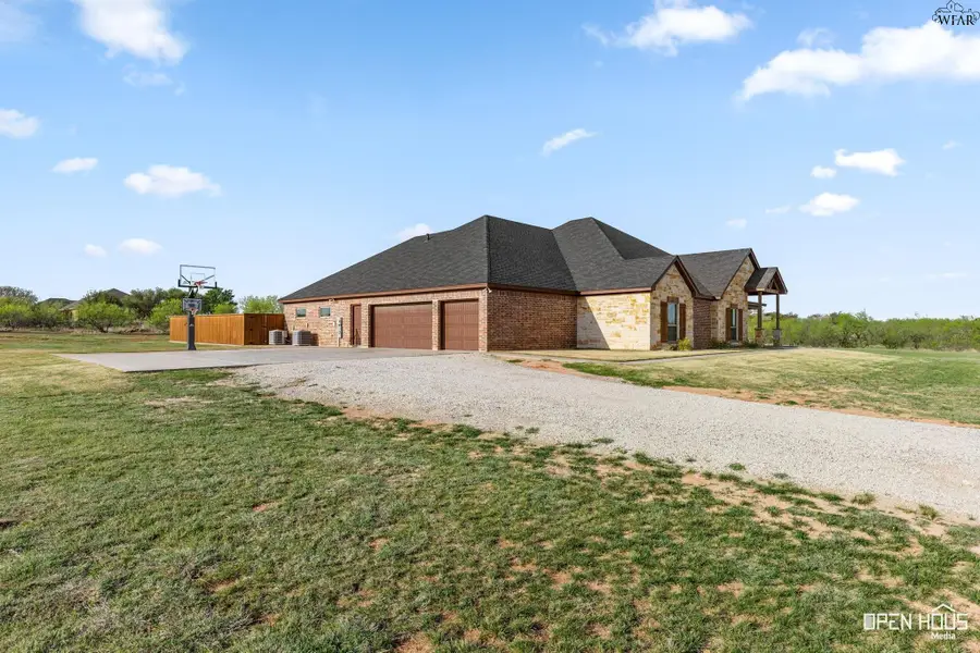 515 SALES ROAD, Windthorst, TX 76389 - #3