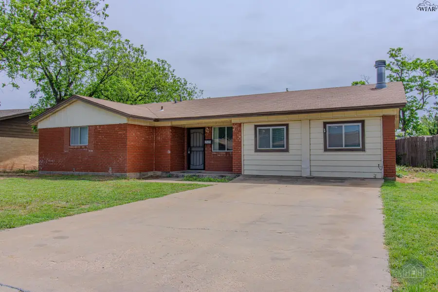 2620 CRESCENT DRIVE, Vernon, TX 76384 - #3