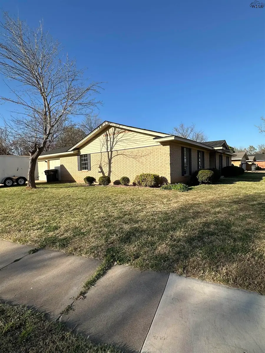 4304 YORK STREET, Wichita Falls, TX 76309 - #2