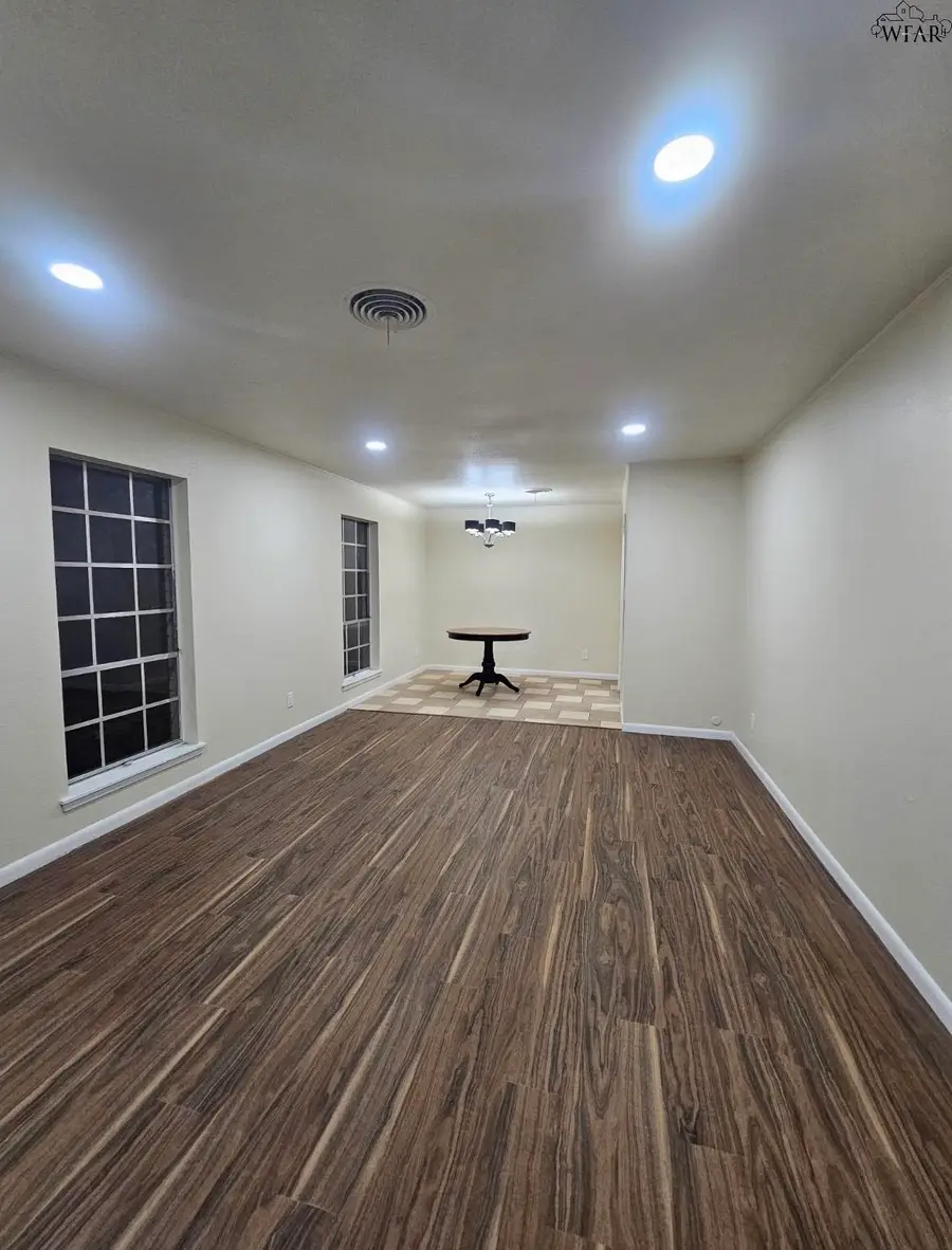 4304 YORK STREET, Wichita Falls, TX 76309 - #3