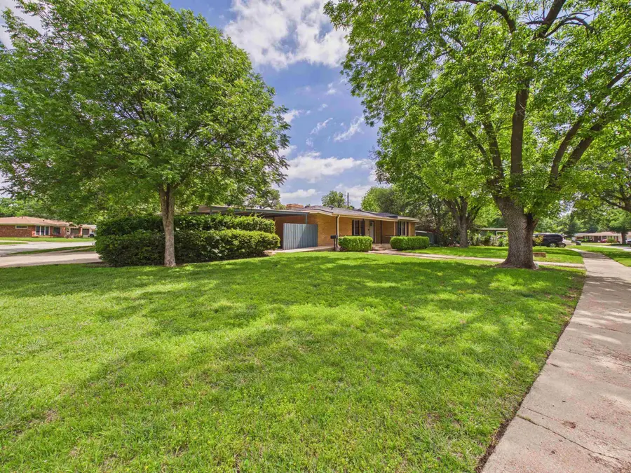 4420 PHILLIPS DRIVE, Wichita Falls, TX 76308 - #3