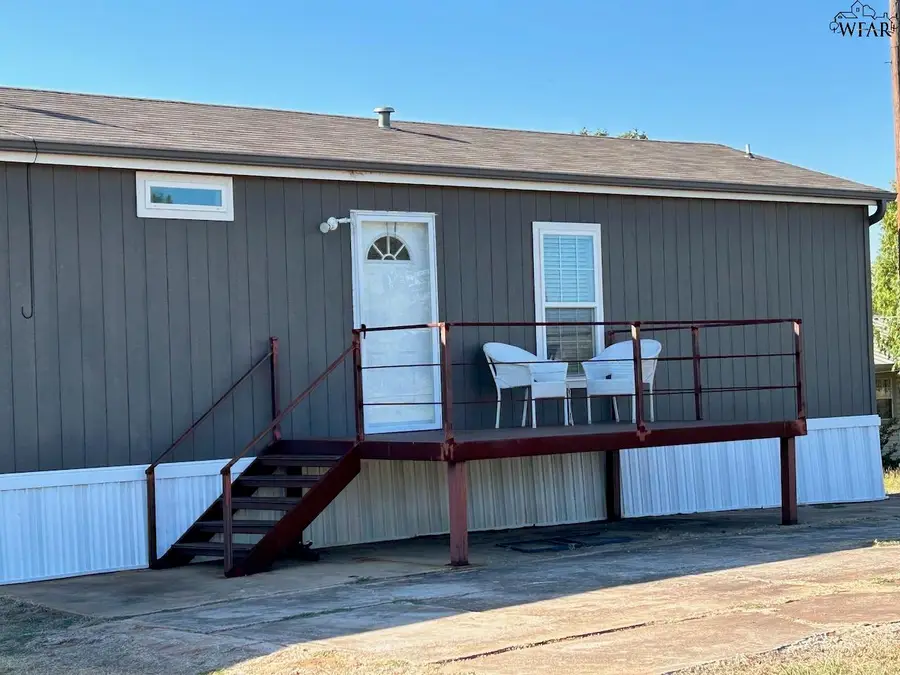 156 COMANCHE TRAIL, Henrietta, TX 76367 - #2