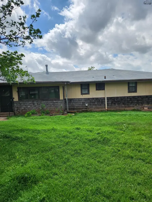5501 FM 2606, Henrietta, TX 76365