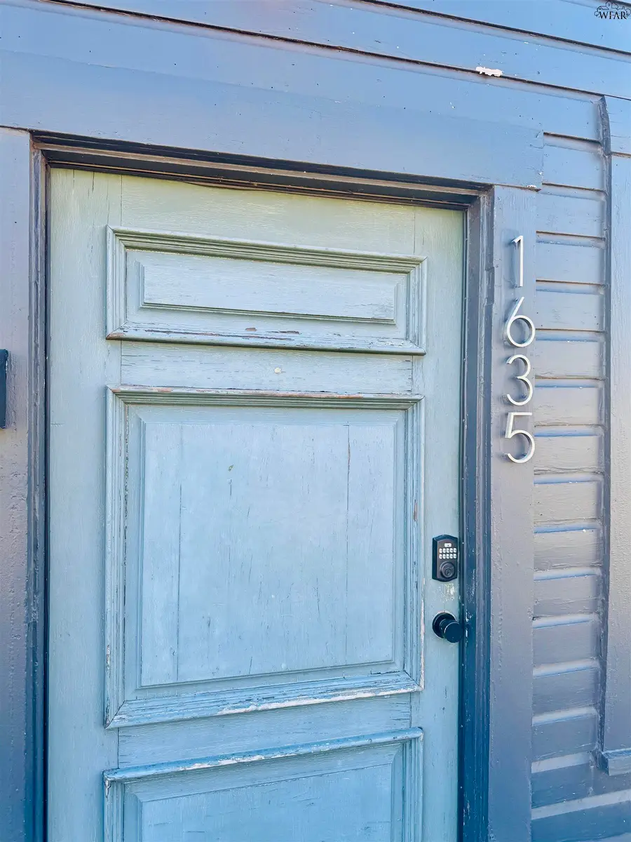 1635 PEARL AVENUE, Wichita Falls, TX 76301 - #2