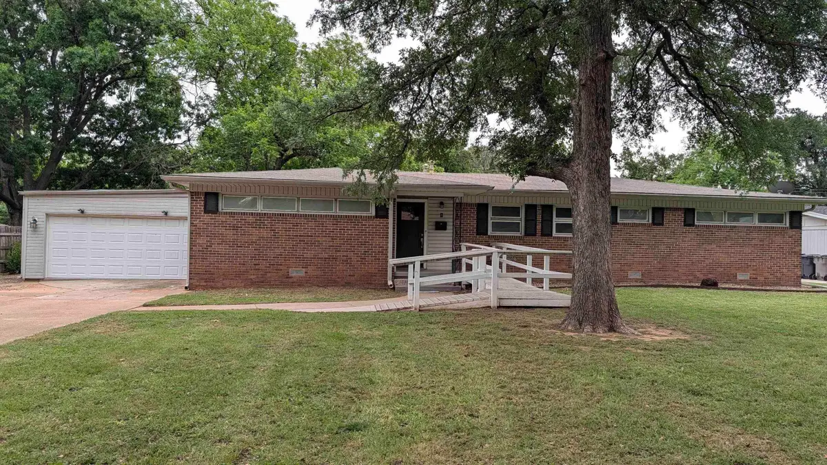 4213 MEADOWBROOK DRIVE, Wichita Falls, TX 76308 - #1