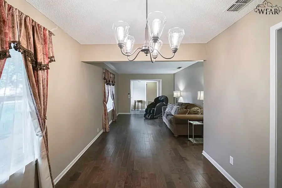 4333 BERWICK DRIVE, Wichita Falls, TX 76309 - #3