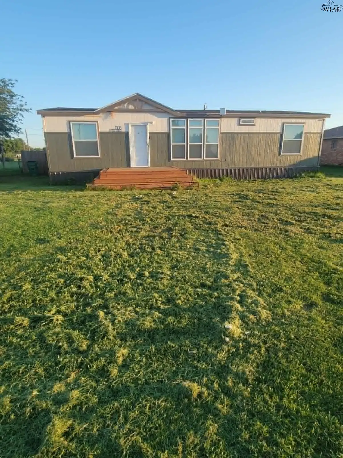 1105 W 13TH STREET, Quanah, TX 79252 - #1
