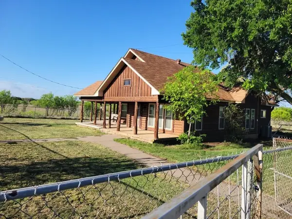3215 N HWY 16, Graham, TX 76450