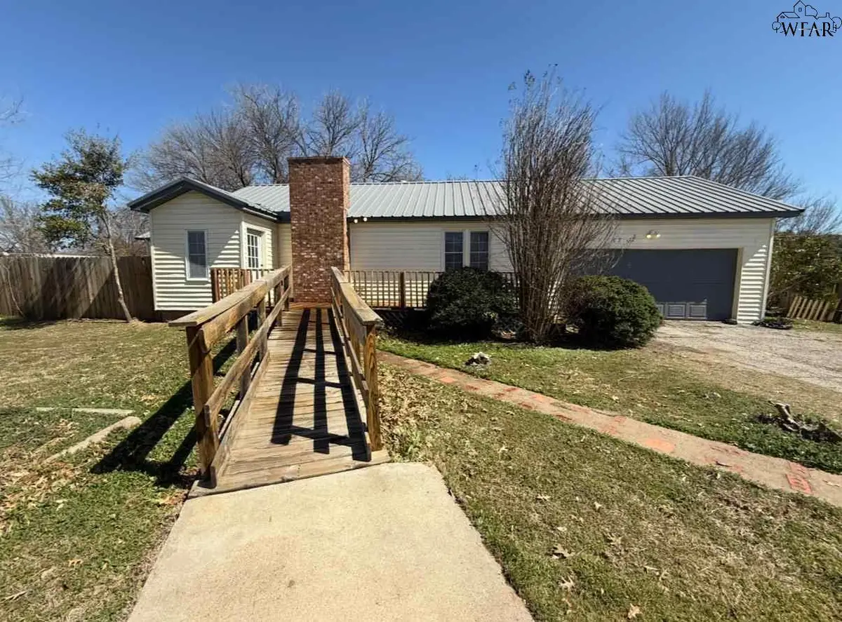 6734 SOUTHWEST PARKWAY, Wichita Falls, TX 76310 - #1