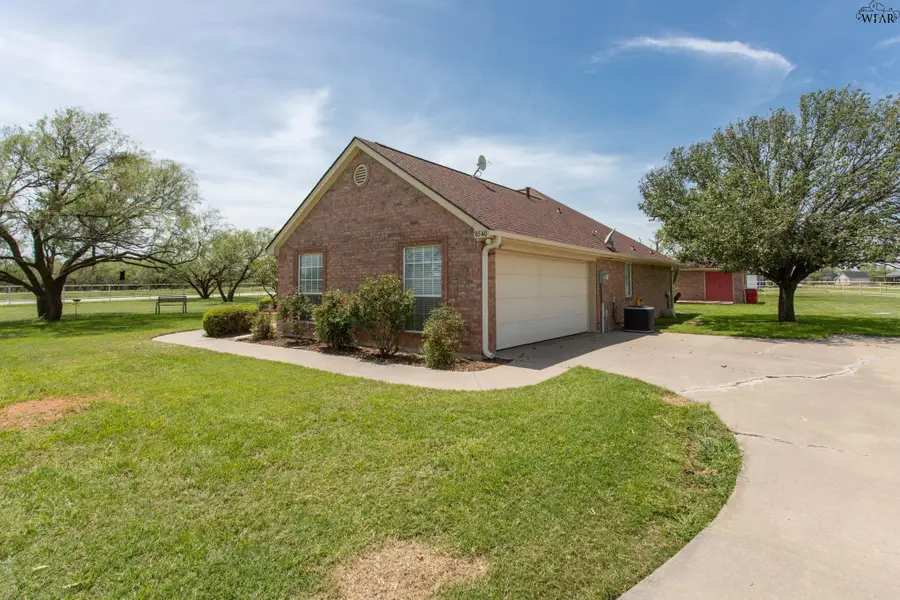 8540 S HWY 79, Wichita Falls, TX 76310 - #2