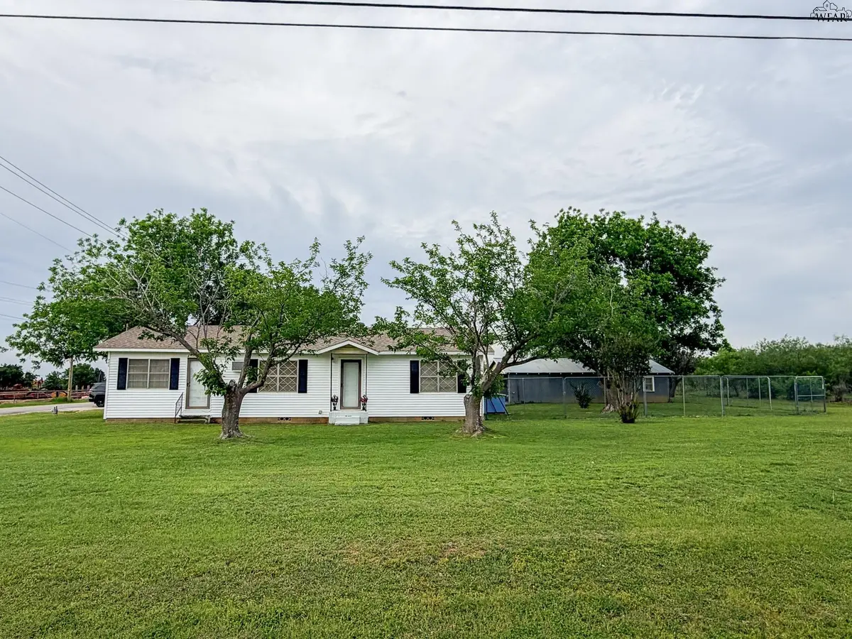 703 E MAIN STREET, Archer City, TX 76351 - #1