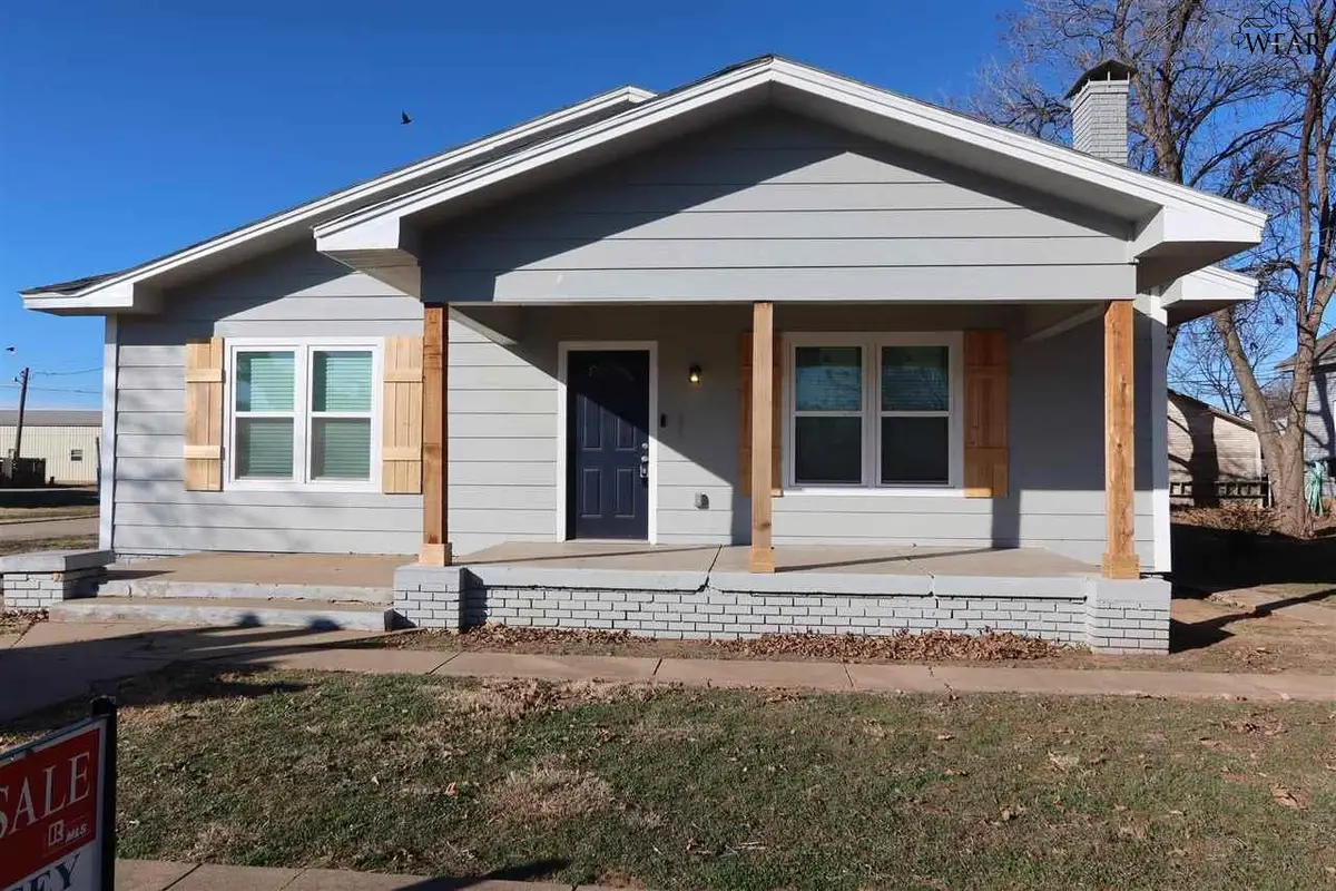 707 N FOLEY STREET, Seymour, TX 76380 - #1