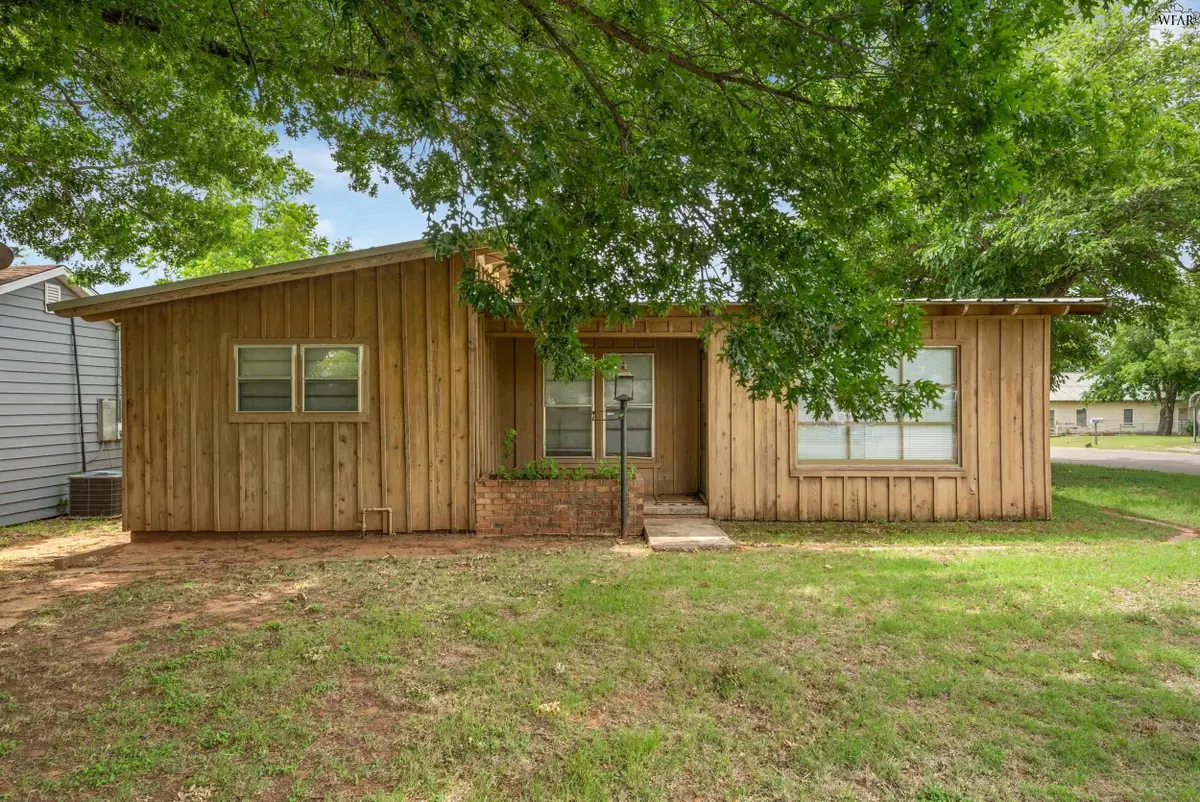 501 E RUBY AVENUE, Iowa Park, TX 76367 - #1