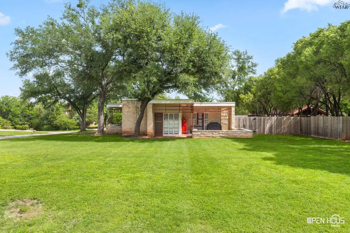 2904 STURDEVANDT PLACE, Wichita Falls, TX 76301 - #1