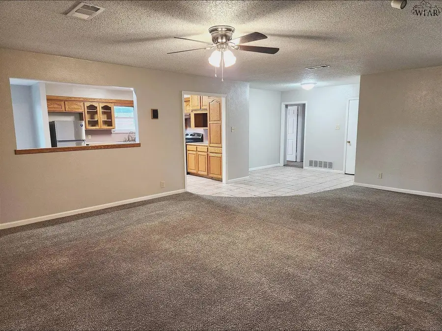 4601 ALAMO DRIVE, Wichita Falls, TX 76302 - #3
