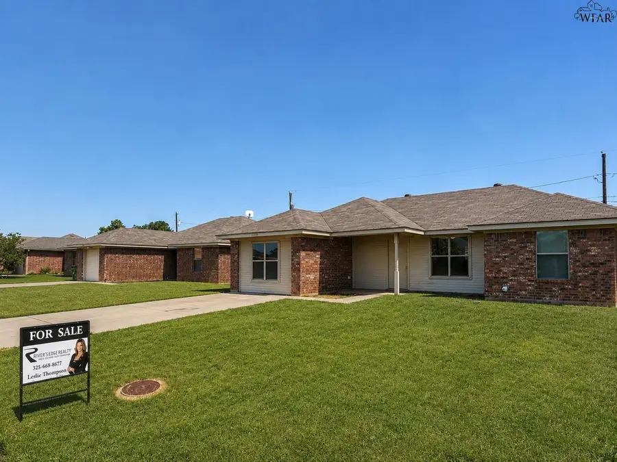 1219 NEWMAN AVENUE, Iowa Park, TX 76367 - #2
