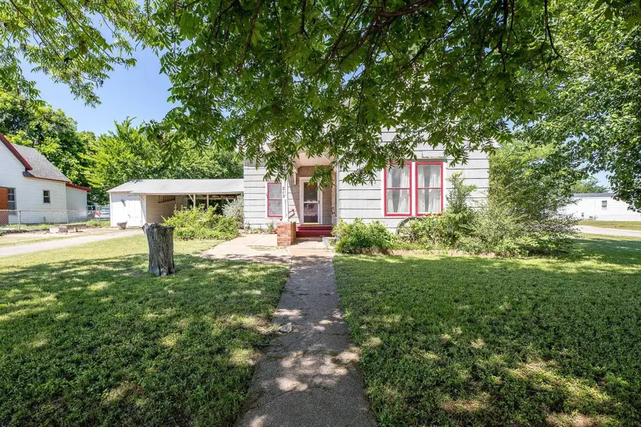 215 N ARCHER STREET, Henrietta, TX 76365 - #3