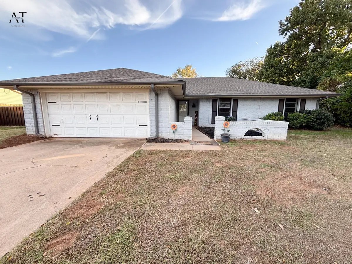 1302 DANBERRY STREET, Burkburnett, TX 76354 - #1