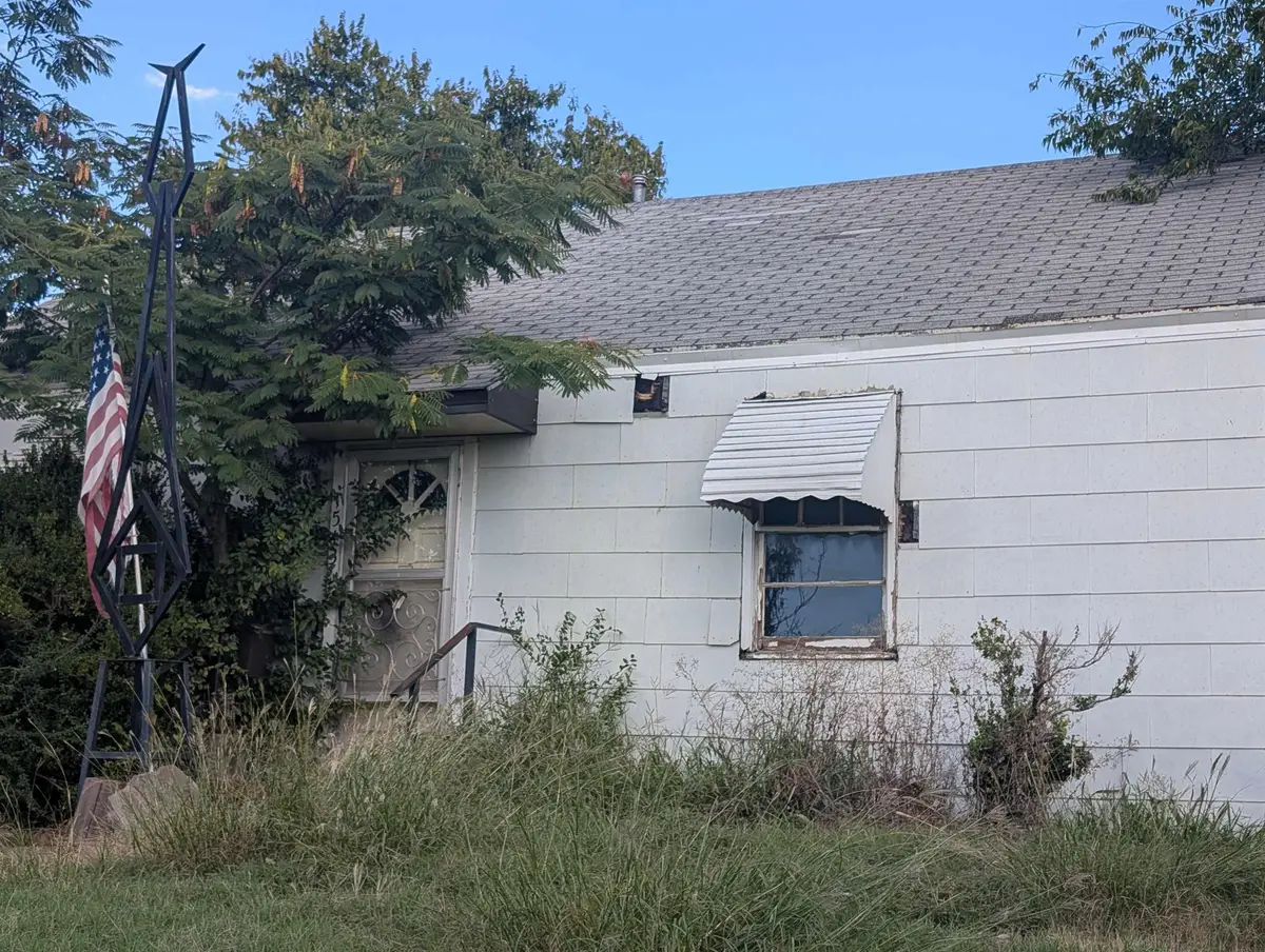 1513 WESTLAKE DRIVE, Wichita Falls, TX 76309 - #1