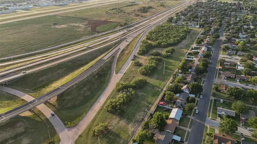 4901 HENRY S GRACE FREEWAY, Wichita Falls, TX 76302 - #2