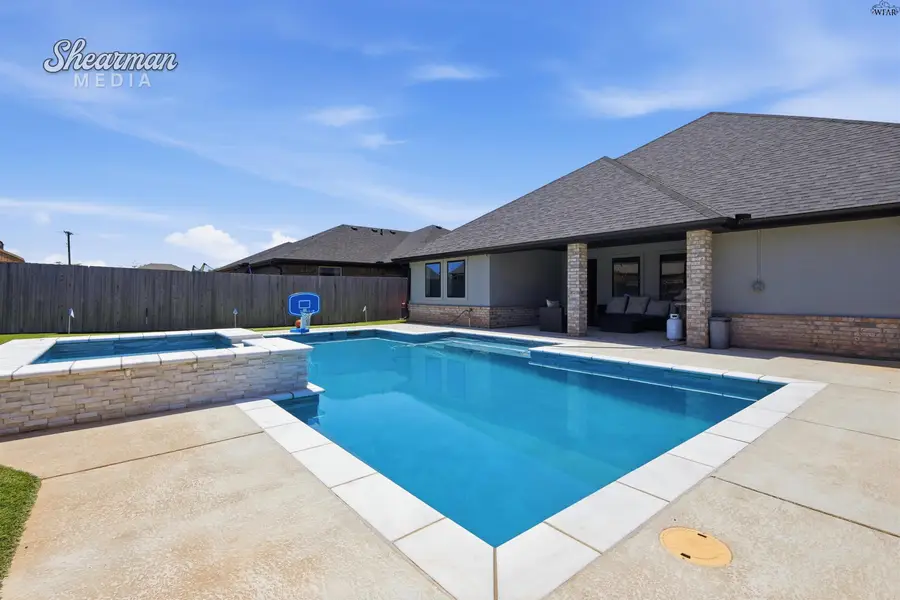 5003 High Cliff, Wichita Falls, TX 76310 - #2
