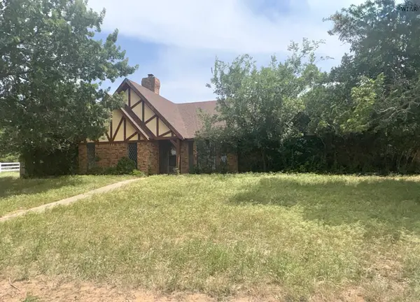 10745 W CR 130, Vernon, TX 76384