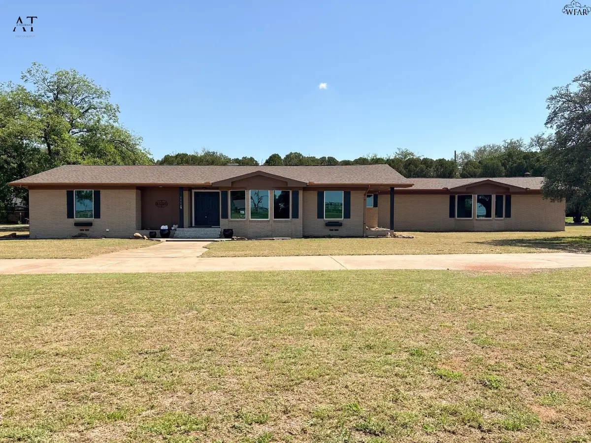 1110 SYCAMORE DRIVE, Burkburnett, TX 76354 - #1