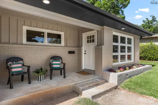 1560 SINGLETON AVENUE, Wichita Falls, TX 76302