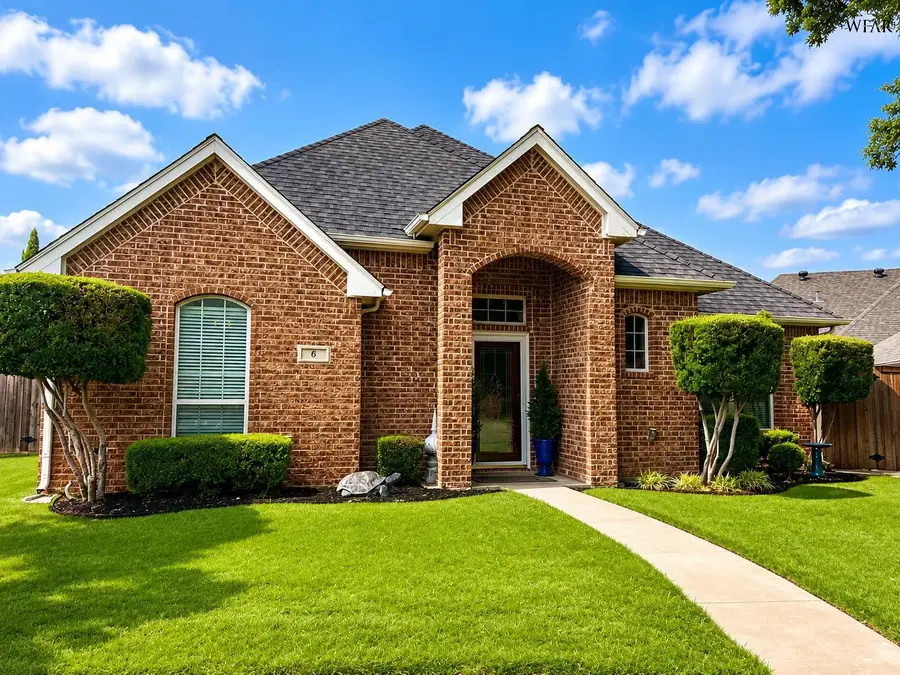 6 TAMARRON COURT, Wichita Falls, TX 76308 - #2