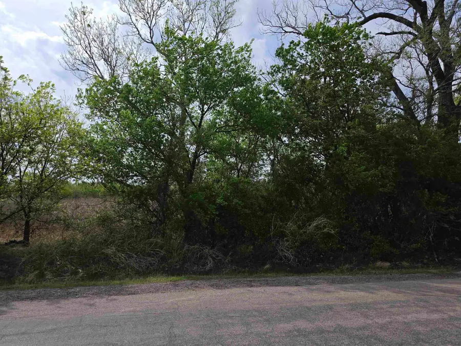 140 COTTONWOOD ROAD, Wichita Falls, TX 76301 - #2